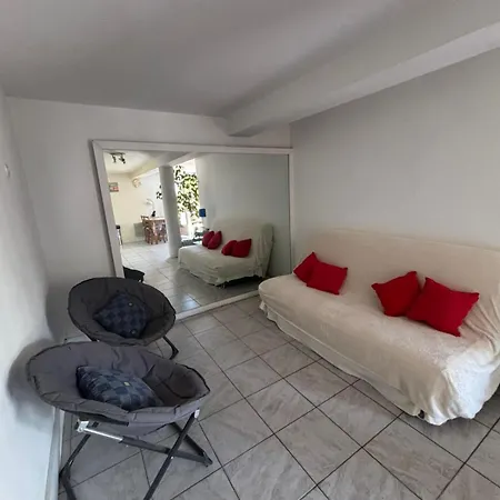 公寓 Rez De De 45 M2 Calme Et Fleuri Afa